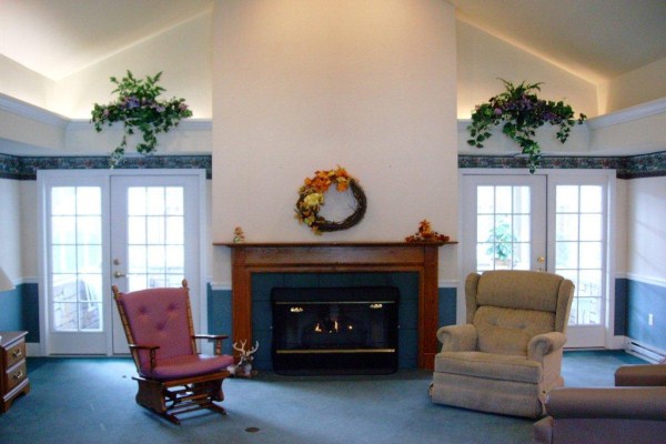 Crimson Ridge Gardens Greece Ny Crimson Ridge Gardens Greece Ny Lounge Area